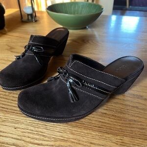 Ecco Brown Womens Suede Beia Mules size 40